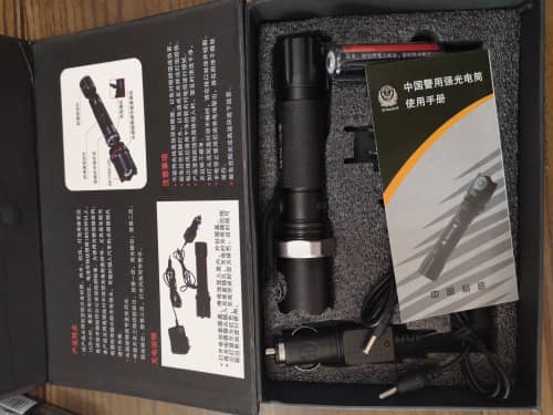 強光手電